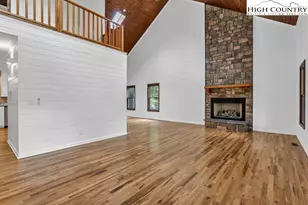 230 Woodbriar Dr, Sugar Grove, NC 28679 - Photo 7