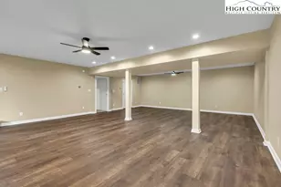 230 Woodbriar Dr, Sugar Grove, NC 28679 - Photo 35