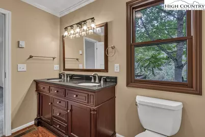 230 Woodbriar Drive, Sugar Grove, NC 28679 - Photo 23