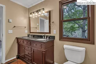 230 Woodbriar Dr, Sugar Grove, NC 28679 - Photo 23