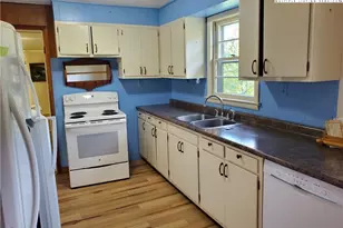 1411 Cabbage Creek Rd, Creston, NC 28615 - Photo 11