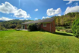 1411 Cabbage Creek Rd, Creston, NC 28615 - Photo 9