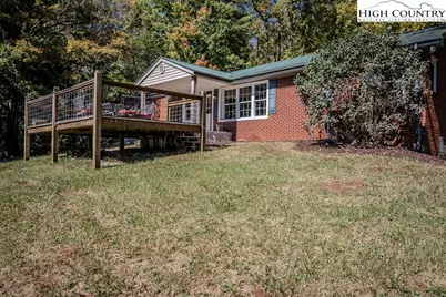 640 Fairview Heights, Boone, NC 28607 - Photo 3