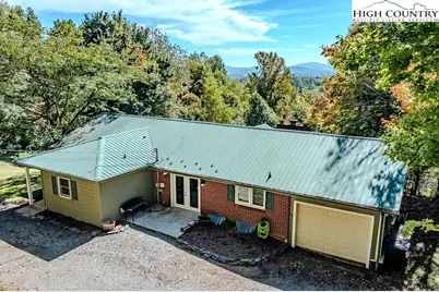 640 Fairview Heights, Boone, NC 28607 - Photo 9