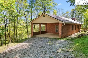 1367 Rocky Mountain Rd, Boone, NC 28607 - Photo 9