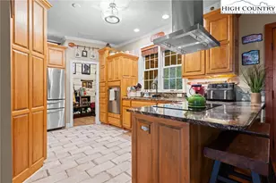 126 Moore Mountain Rd, Vilas, NC 28692 - Photo 9