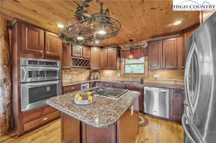 496 Fraser Creek Rd, Grassy Creek, NC 28631 - Photo 7