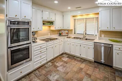 233 Balsam, Boone, NC 28607 - Photo 23