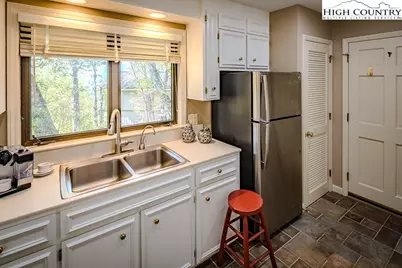 233 Balsam, Boone, NC 28607 - Photo 25