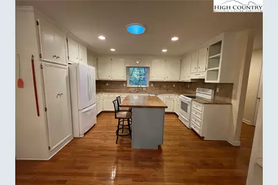 2766 Pheasant Run Street, Lenoir, NC 28645 - Photo 15