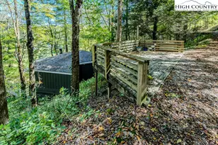 111 Skyview Ln, Banner Elk, NC 28604 - Photo 7