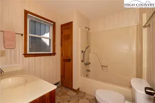 410 River Dr, Warrensville, NC 28693 - Photo 29