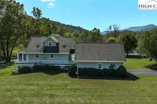 410 River Dr, Warrensville, NC 28693 - Photo 13