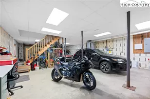 132 Carlton Cir, Blowing Rock, NC 28605 - Photo 35