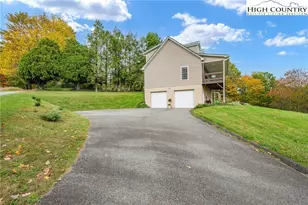 132 Carlton Cir, Blowing Rock, NC 28605 - Photo 39