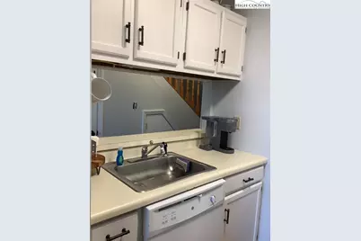 111 Sugar Ski Drive #11-703, Sugar Mountain, NC 28604 - Photo 7