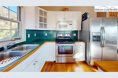 11 Wildflower Lane, Newland, NC 28657 - Photo 7