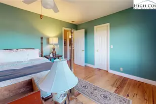 11 Wildflower Ln, Newland, NC 28657 - Photo 19