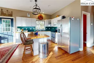 11 Wildflower Ln, Newland, NC 28657 - Photo 9