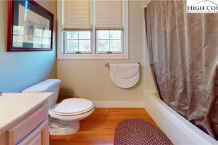 11 Wildflower Ln, Newland, NC 28657 - Photo 19