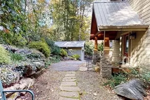 811 Hemlock Dr, Newland, NC 28657 - Photo 45