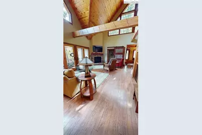 811 Hemlock Drive, Newland, NC 28657 - Photo 9