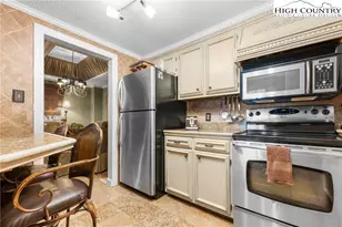 303 Sugar Top Dr, Sugar Mountain, NC 28604 - Photo 11