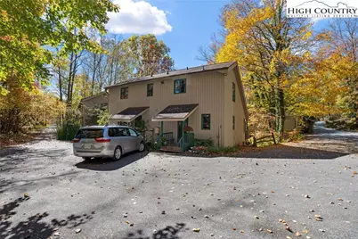142 S Slope Loop #J3, Banner Elk, NC 28604 - Photo 19