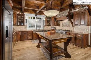 252 E Stone Dr, Blowing Rock, NC 28605 - Photo 17