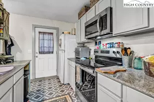 180 Wild Blackberry Hill Rd, Boone, NC 28607 - Photo 9