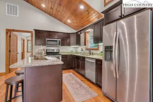 359 Sorrento Falls Rd, Blowing Rock, NC 28605 - Photo 17