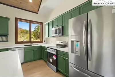 790 Howard Edmisten Road, Sugar Grove, NC 28679 - Photo 15