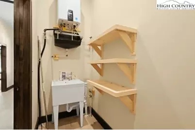 790 Howard Edmisten Road, Sugar Grove, NC 28679 - Photo 25