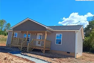 90 Millards Wy, Sparta, NC 28675 - Photo 1