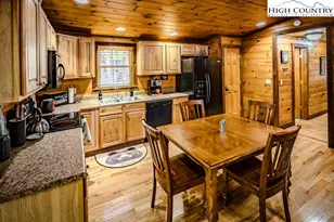 719 Pine Ridge Rd, Beech Mountain, NC 28604 - Photo 11