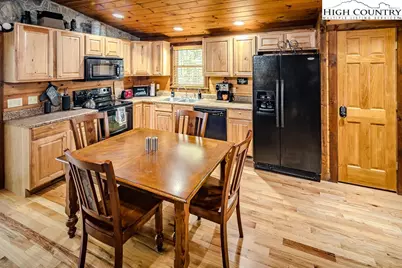 719 Pine Ridge Road, Beech Mountain, NC 28604 - Photo 9