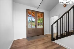 1075 Center Ct Dr, Boone, NC 28607 - Photo 7