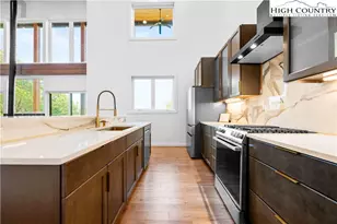 1075 Center Ct Dr, Boone, NC 28607 - Photo 17