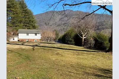 5212 Nc Highway 88 West, Warrensville, NC 28693 - Photo 31