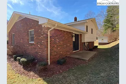 5212 Nc Highway 88 West, Warrensville, NC 28693 - Photo 41