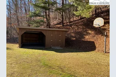 5212 Nc Highway 88 West, Warrensville, NC 28693 - Photo 35