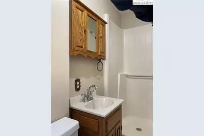 5212 Nc Highway 88 West, Warrensville, NC 28693 - Photo 29