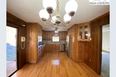 5212 Nc Highway 88 West, Warrensville, NC 28693 - Photo 15