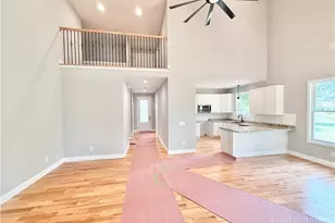 168 Rocky Creek Ct, Jefferson, NC 28640 - Photo 5
