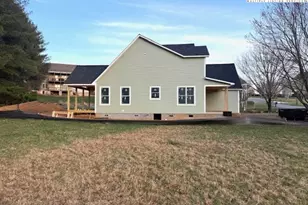 168 Rocky Creek Ct, Jefferson, NC 28640 - Photo 1