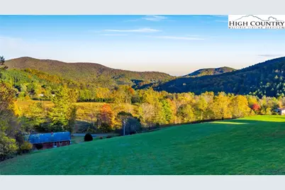 343 Saddle Gap, West Jefferson, NC 28694 - Photo 3