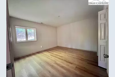 178 Sorrento Park Drive, Blowing Rock, NC 28605 - Photo 17