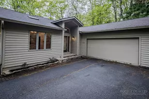 178 Sorrento Park Dr, Blowing Rock, NC 28605 - Photo 3