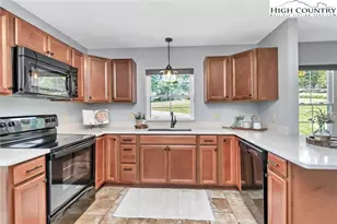 612 Wildcat Rd, Deep Gap, NC 28618 - Photo 17