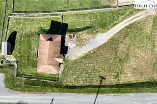 612 Wildcat Rd, Deep Gap, NC 28618 - Photo 27